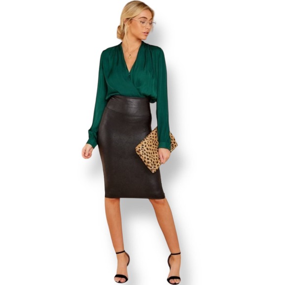 SPANX Faux Leather Pencil Skirt Size S NWT 13 - Picture 4 of 11